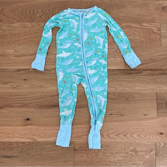 Little Sleepies Shark Soirée Zippy - Picture 2 of 4